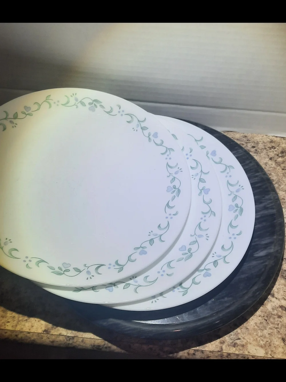 Corelle Country Cottage Dinner Plates X 3